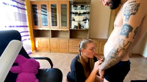 Mike and anna online show from 04-04-26, 08:12