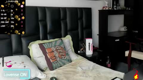 Snapshot of mike_bennet chatting on 03-01-26, 08:55 Mike Bennet Make me Cum Please online show from 03-01-26, 08:55