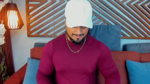   online show from 05-12-26, 05:48