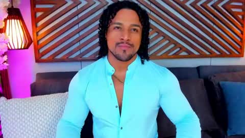   online show from 07-18-26, 07:01