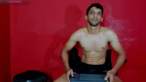 mike_shelby21 online show from 05-04-26, 06:15