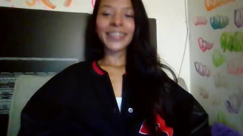 MAITE  MIKE  Sometimes Im with the boy in camera online show from 10-31-25, 05:03