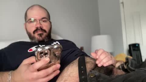 Snapshot of mikeatron2000 chatting on 12-24-24, 10:06 mikeatron2000 online show from 12-24-24, 10:06