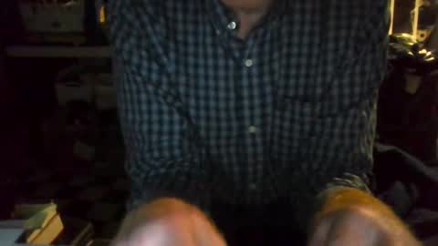 Snapshot of mikeb3200 chatting on 02-26-25, 02:15 mikeb3200 online show from 02-26-25, 02:15