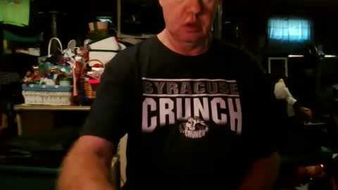 Snapshot of mikeb3200 chatting on 01-11-26, 01:05 mikeb3200 online show from 01-11-26, 01:05