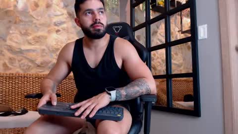 Mike Blare online show from 01-15-25, 11:08