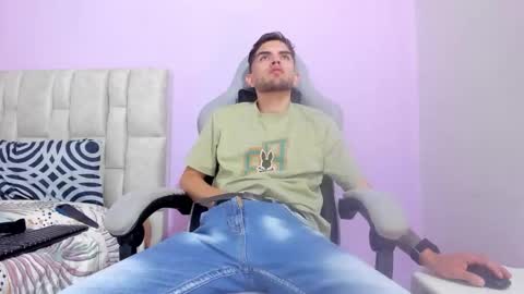 mikebradley15 online show from 02-08-26, 03:32