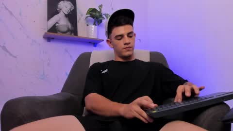 Mike Cooper online show from 03-11-25, 08:09