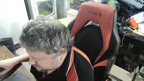 mikejws online show from 10-22-25, 05:02