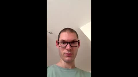 Snapshot of mikel1aa1 chatting on 06-07-26, 11:36 Mikel online show from 06-07-26, 11:36