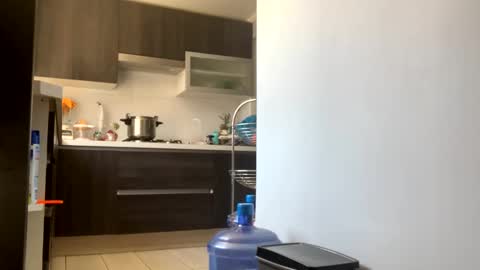 Snapshot of miker1239 chatting on 12-30-24, 02:19 miker1239 online show from 12-30-24, 02:19