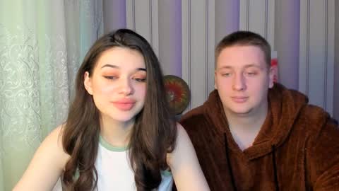 Snapshot of mikestoun chatting on 12-18-24, 01:02 mikestoun online show from 12-18-24, 01:02