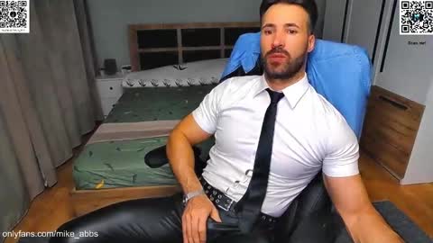 Mike    online show from 10-07-25, 04:15