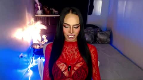 Snapshot of mikeyalawi03 chatting on 06-25-26, 04:44 Mistress MikeyAlawi online show from 06-25-26, 04:44