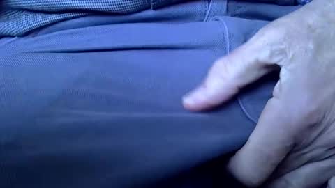 mikeybed online show from 11-26-25, 09:54