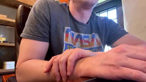 mikeydubs10 online show from 04-08-26, 05:35