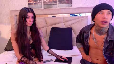 Mike  Sara online show from 12-01-25, 12:10