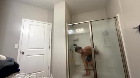 Snapshot of mikeywhite123 chatting on 12-16-24, 07:32 mikeywhite123 online show from 12-16-24, 07:32