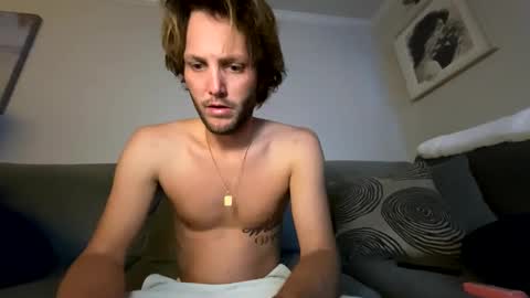 Snapshot of mikeywhite123 chatting on 03-11-25, 06:00 mikeywhite123 online show from 03-11-25, 06:00