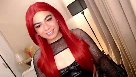 Theresa Luna online show from 11-16-25, 04:34