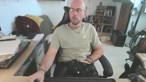 mikmik91 online show from 04-07-26, 03:12