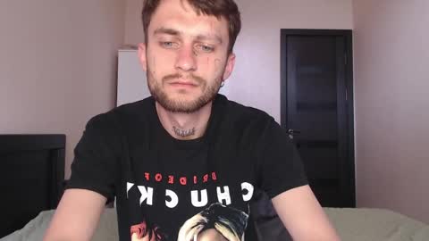 Snapshot of mikw63 chatting on 06-03-26, 06:16 Sin online show from 06-03-26, 06:16