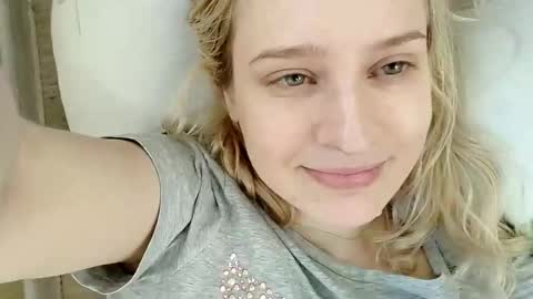 Mila 420 online show from 03-26-26, 11:27