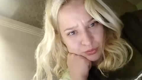 Mila 420 online show from 05-14-26, 10:27