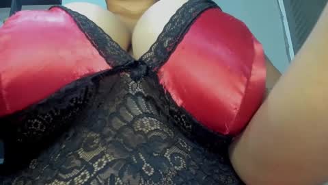 mila  online show from 02-08-25, 09:35