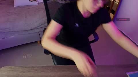Snapshot of mila_kiitty chatting on 04-18-26, 11:14 Milena online show from 04-18-26, 11:14