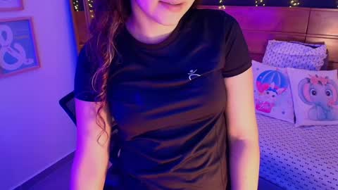 Snapshot of mila_kiitty chatting on 06-01-26, 11:12 Milena online show from 06-01-26, 11:12