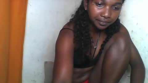 mila_lunah online show from 03-12-26, 06:41