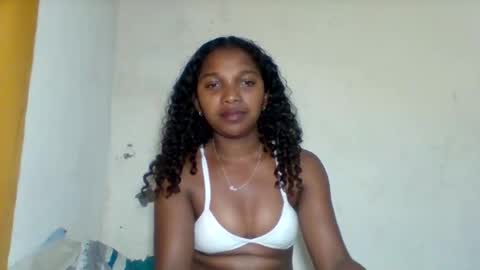 mila_lunah online show from 04-30-26, 07:09