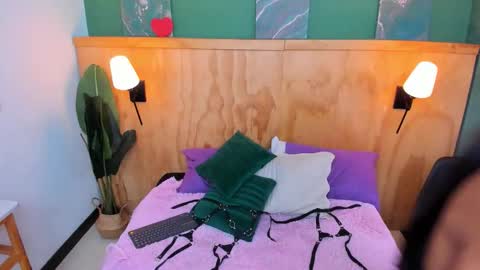 Mila and samy online show from 01-14-26, 12:22