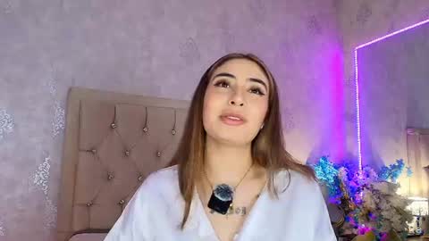 Snapshot of mila_smirnovavk chatting on 06-27-26, 03:55 MILA online show from 06-27-26, 03:55