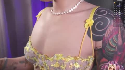 M I L A  online show from 11-05-25, 11:54