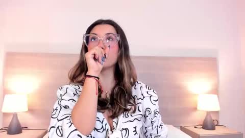 Snapshot of mila_thomass chatting on 03-02-26, 11:06 mila_thomass online show from 03-02-26, 11:06