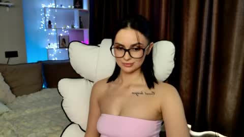 Snapshot of milaasweety chatting on 05-21-26, 02:02 Mila online show from 05-21-26, 02:02