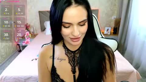 Snapshot of milaasweety chatting on 06-25-26, 01:15 Mila online show from 06-25-26, 01:15