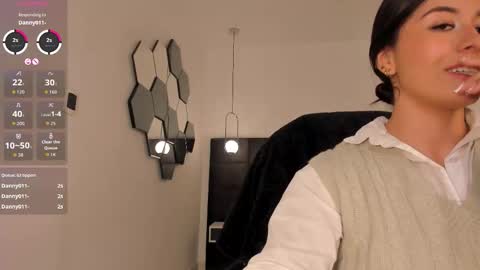 Mila online show from 02-03-26, 06:22