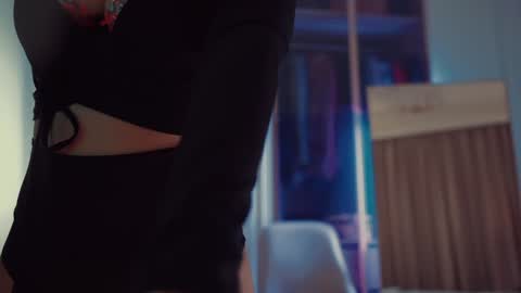        online show from 02-22-26, 04:38