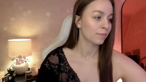 Mila Fleur online show from 12-16-25, 03:06