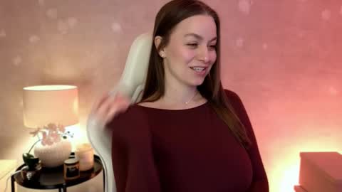 Mila Fleur online show from 12-17-25, 04:13