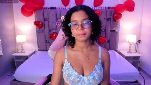 Snapshot of milahall__ chatting on 02-14-25, 03:43 Milenna online show from 02-14-25, 03:43