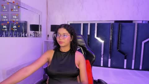 Snapshot of milahall__ chatting on 10-14-25, 03:51 Milenna online show from 10-14-25, 03:51