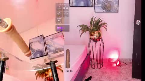 Snapshot of milahall__ chatting on 07-07-26, 04:15 Milenna online show from 07-07-26, 04:15