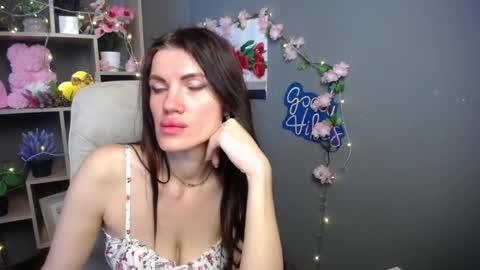 Snapshot of milaloona chatting on 05-24-26, 06:18 Milaloona online show from 05-24-26, 06:18