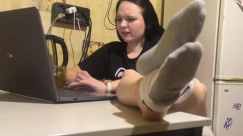 Snapshot of milamisss chatting on 04-15-26, 07:58 milamisss online show from 04-15-26, 07:58