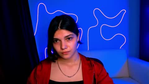 Snapshot of milamiuuu chatting on 06-12-26, 03:11 milamiuuu online show from 06-12-26, 03:11