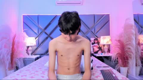 milan_lewiss online show from 04-14-26, 12:44